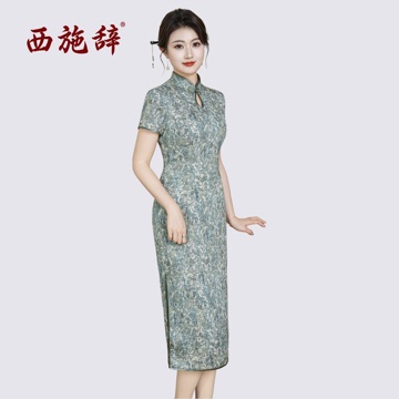 灰绿色立领水墨印花旗袍